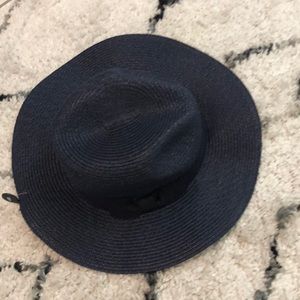 Banana Republic floppy hat